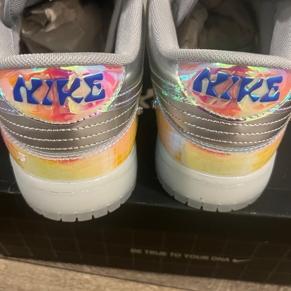 DNA Nike - Picture 8 of 8